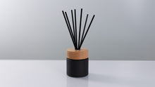 Load image into Gallery viewer, Beach Vibes Essential Oil Reed Diffuser