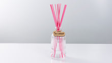 Load image into Gallery viewer, Deco Essential Oil Reed Diffuser