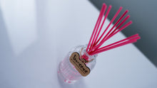 Load image into Gallery viewer, Deco Essential Oil Reed Diffuser