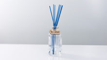 Load image into Gallery viewer, Deco Essential Oil Reed Diffuser
