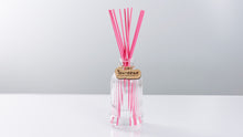 Load image into Gallery viewer, Deco Essential Oil Reed Diffuser
